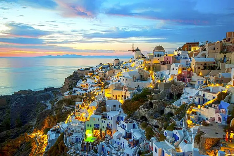 Co warto spakować na wymarzone wakacje do Grecji?