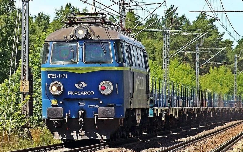 Ile ludzi pracuje w PKP Cargo? Oto fakty, które warto znać!