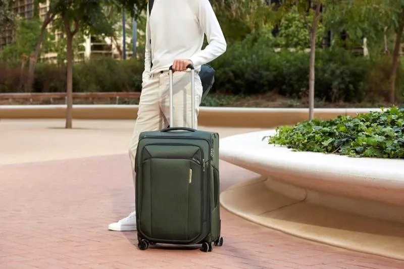 Ile waży bagaż podręczny? Poradnik dla każdego podróżnika