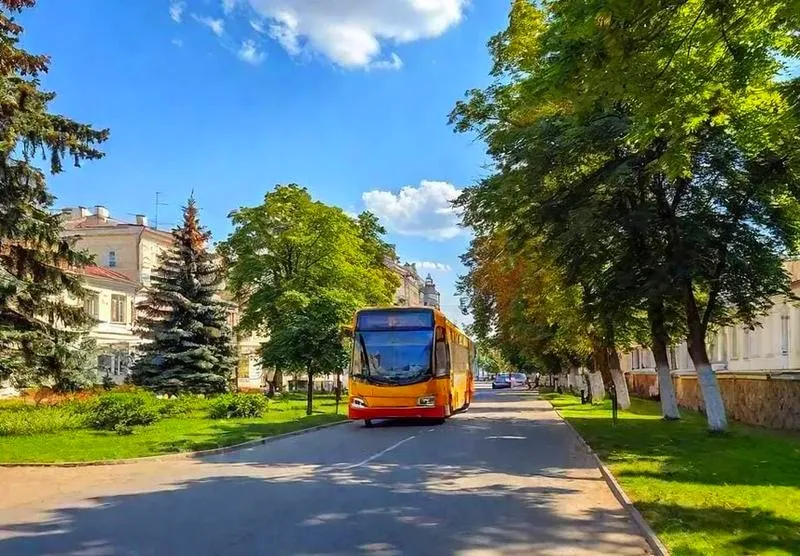 Jak długo trwa lot z Krakowa do Bari? Oto wszystko, co musisz wiedzieć!