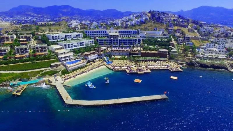 Jak długo trwa lot z Poznania do Bodrum? Przewodnik dla podróżujących