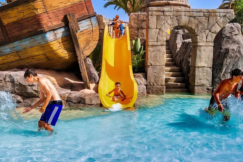 Jak skutecznie kupić bilet łączony PKP i zaoszczędzić na podróży?