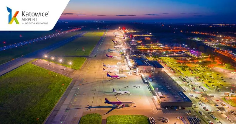 Jak szybko dotrzeć z dworca PKP w Katowicach na lotnisko?