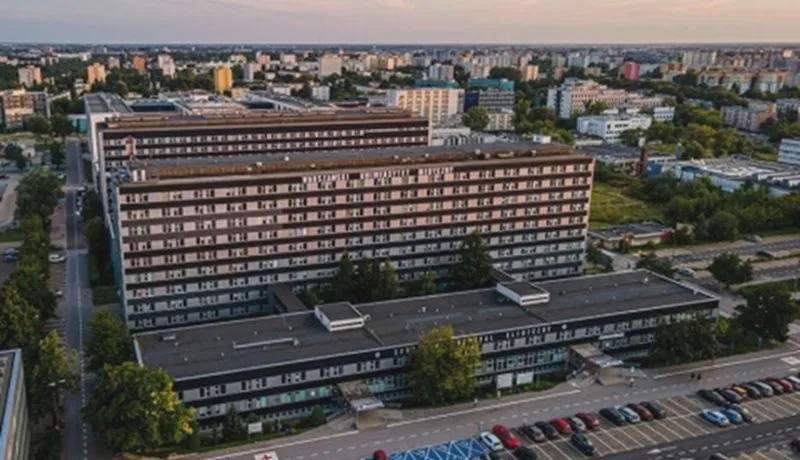 Najlepsze sposoby, jak dojechać do szpitala na Banacha