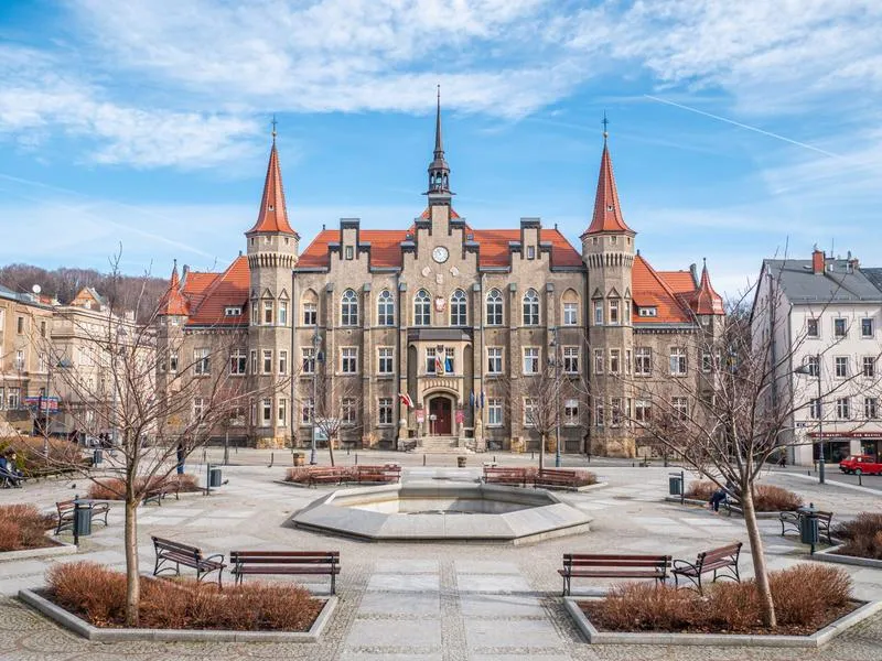 Odkryj niezapomniane atrakcje Wałbrzycha – co warto zobaczyć w tym malowniczym mieście?