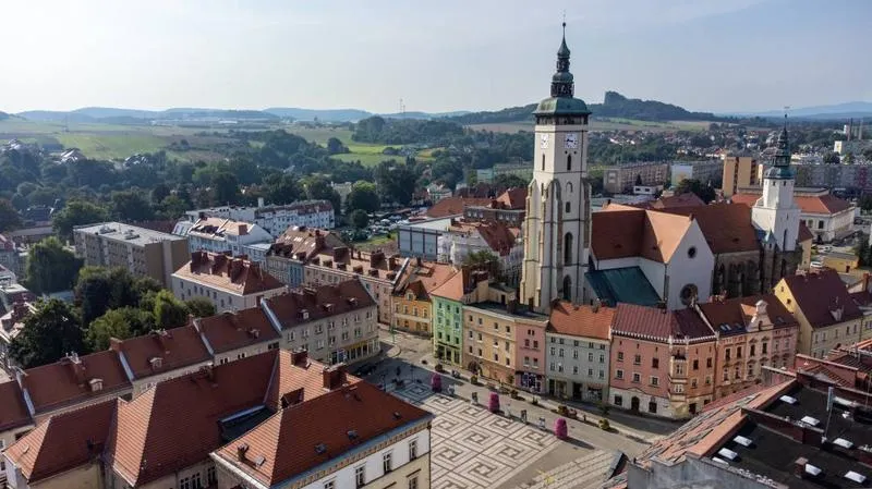 Przewodnik po trasach: Jak łatwo dojechać do Złotoryi?
