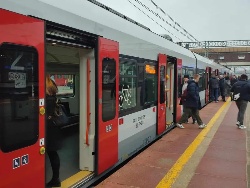 Kupowanie biletów PKP