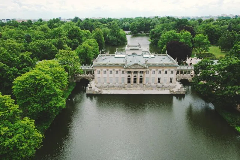 Przewodnik po trasach Warszawy